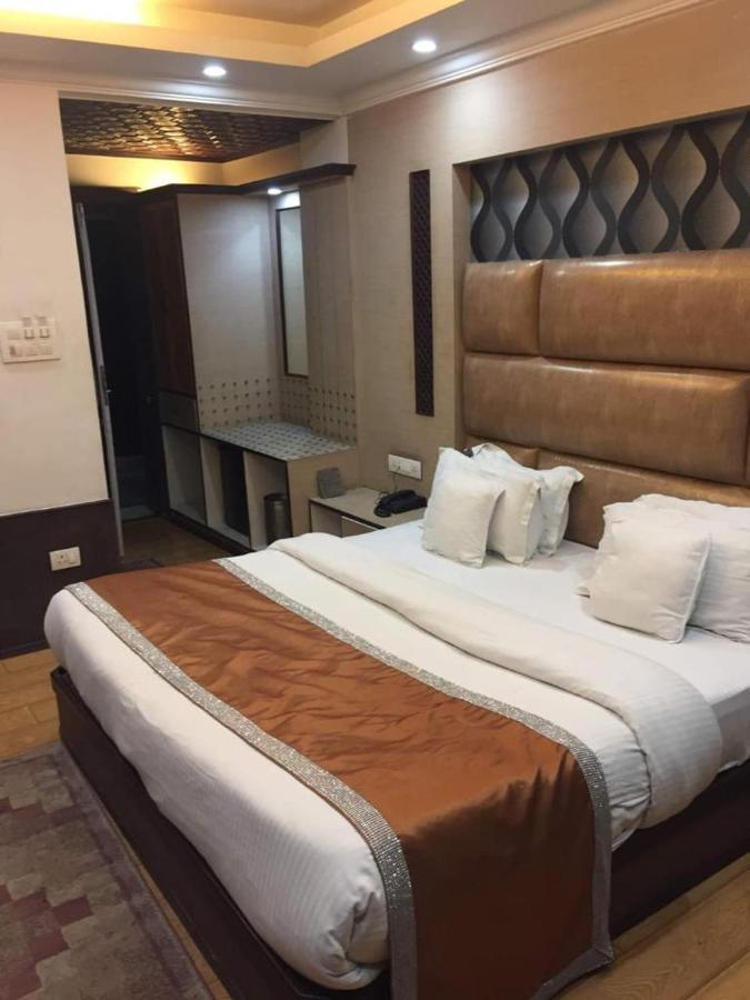 Vella Marina Group Of Hotels Helen Ngoại thất bức ảnh