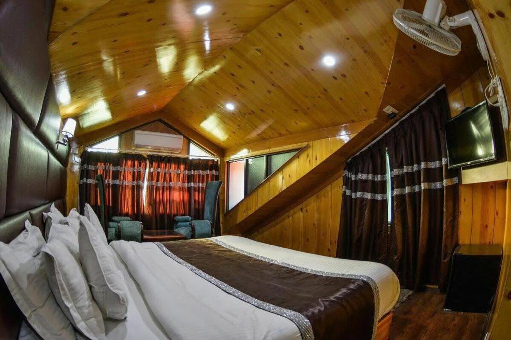 Vella Marina Group Of Hotels Helen Ngoại thất bức ảnh
