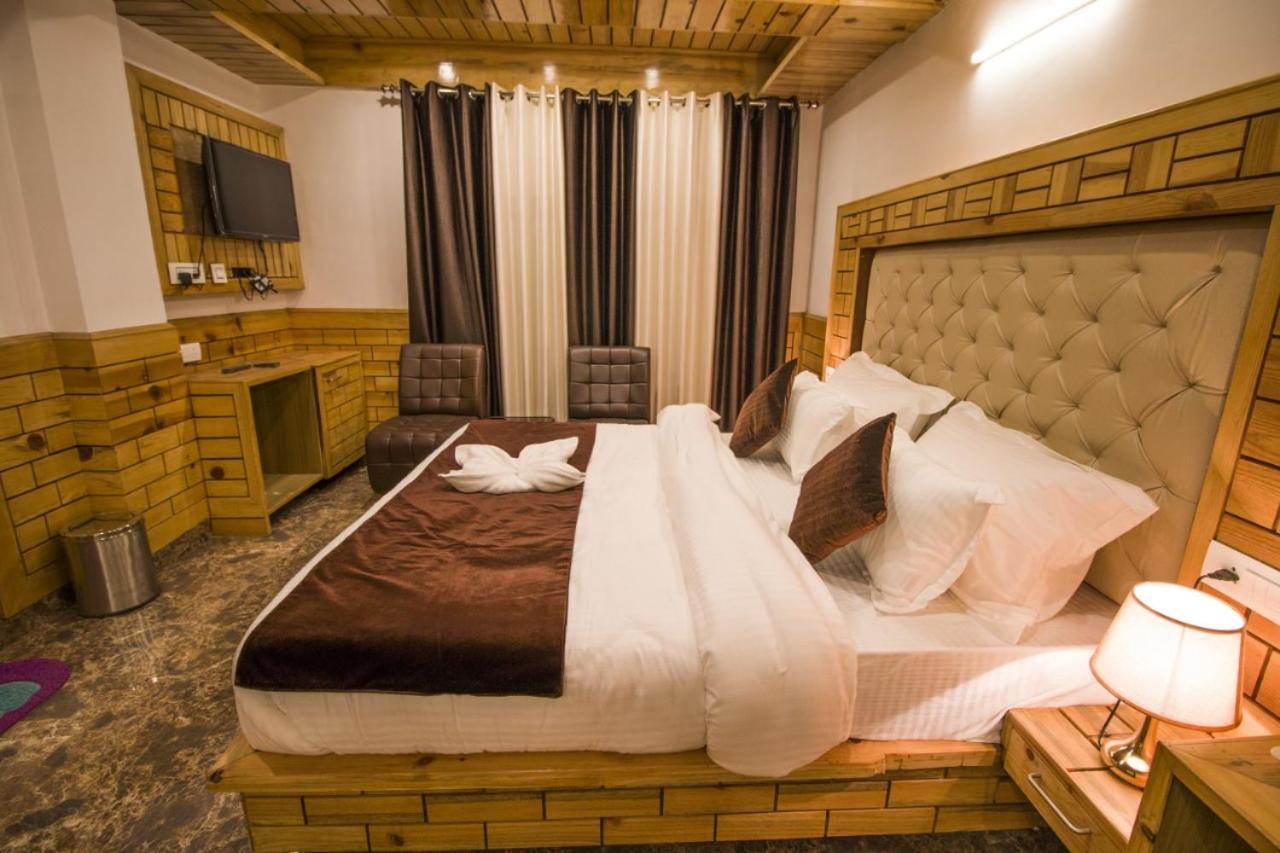 Vella Marina Group Of Hotels Helen Ngoại thất bức ảnh